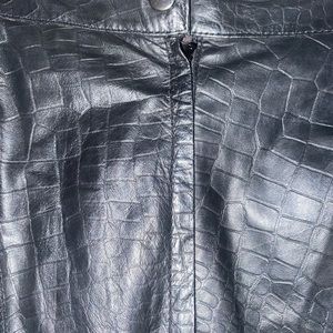 Toffs Leather skirt, 100% leather, crocodile print, back split, Size 16